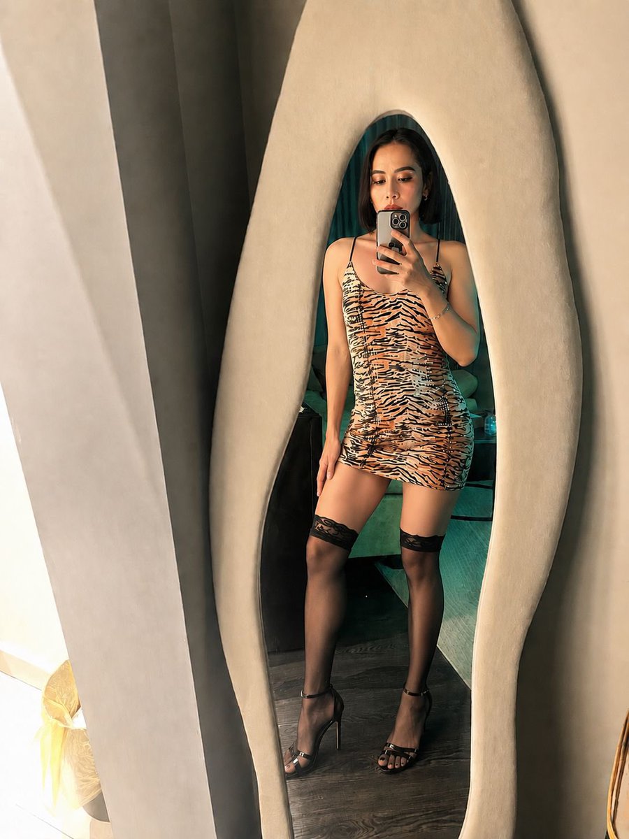 pinkeflare's tweet photo. #ladyboy_riyadh 
#ladyboy_both_in_Riyadh 
#ladyboy_saudi https://t.co/nyqBBuHQUN