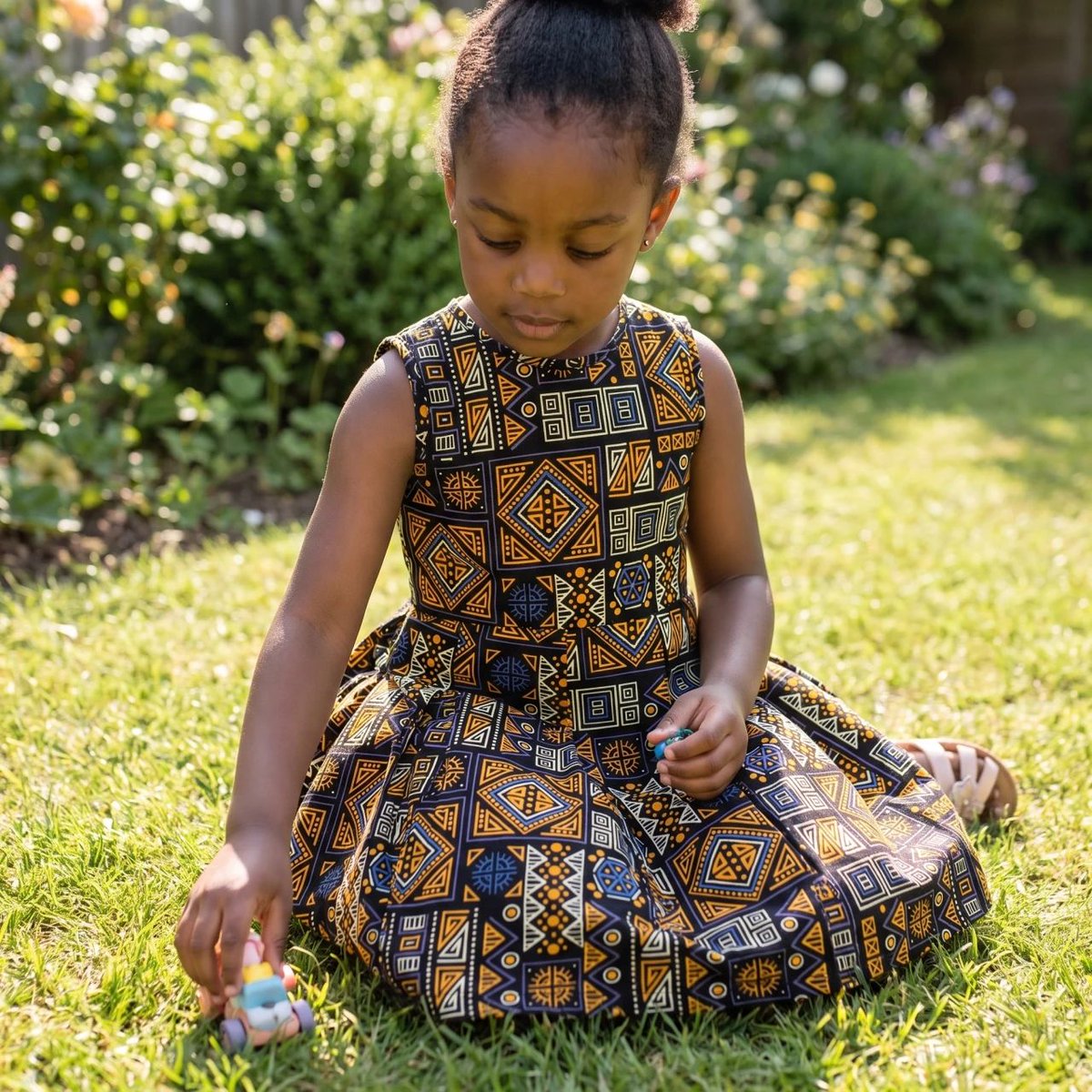 mytarooka's tweet photo. 100% cotton sleeveless dress with playful geometric shapes — super cute and comfy for all-day wear. A great gift for little girls. Bring a smile for only $30. 👗✨ #KidsStyle #GiftIdeas 
https://t.co/OiSGDXjeRa https://t.co/agd2HBavYf