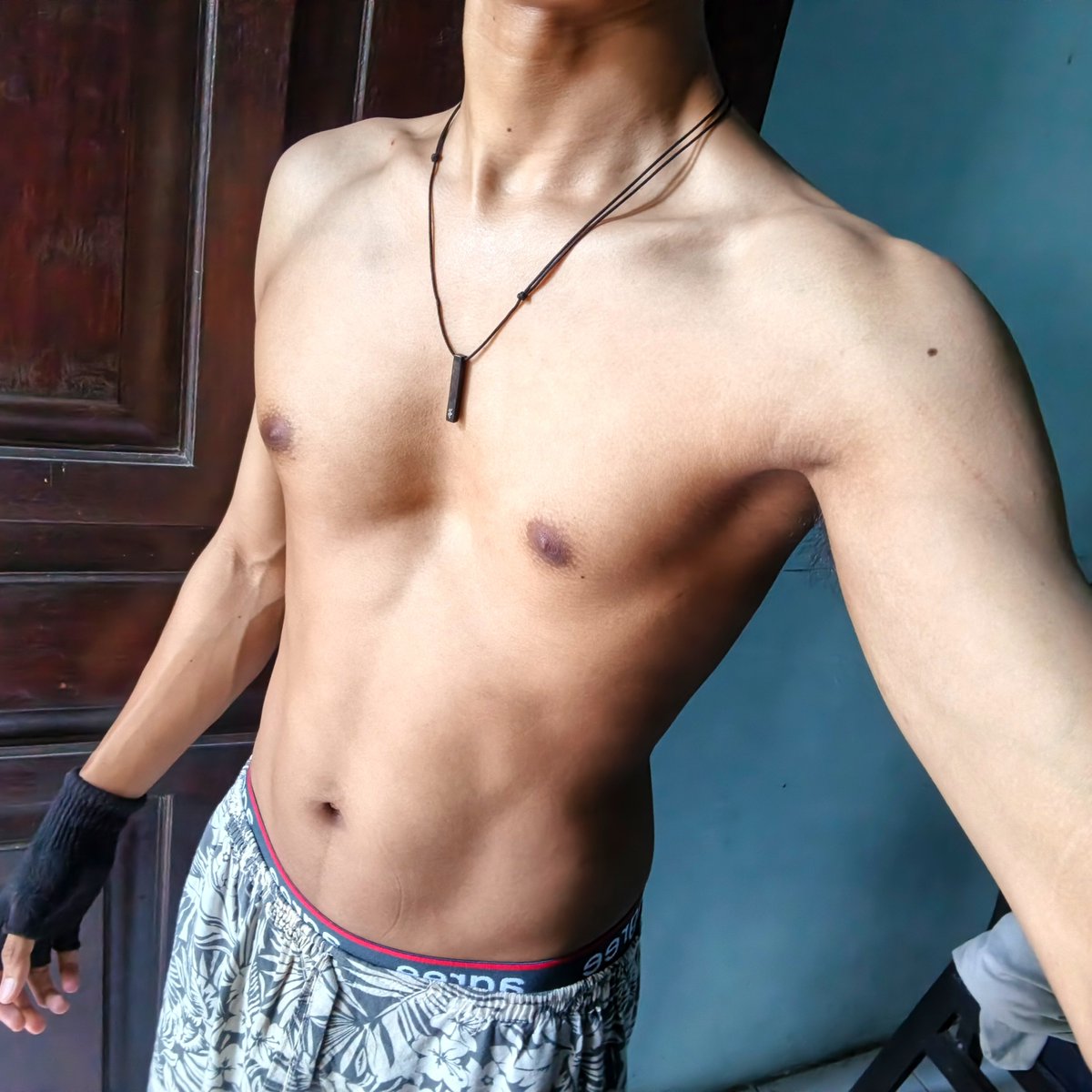 BaliLeanBoy's tweet photo. Still learning for confident https://t.co/bYzHJfmKTK