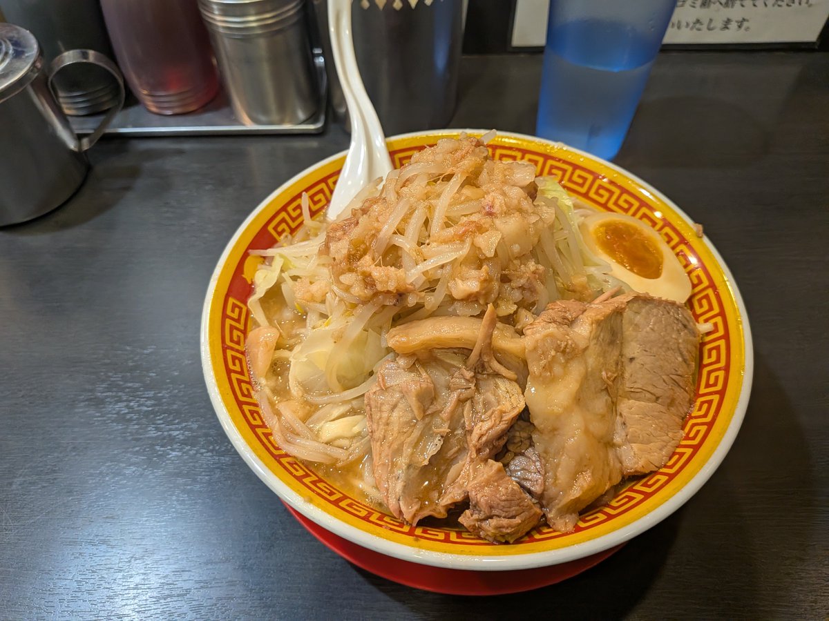 uuuted0044roo's tweet photo. えどもんど西日暮里！
麺量250gで煮卵つくのは嬉しい！
確かに味は変わったな！笑 https://t.co/yjsjbvSYzT