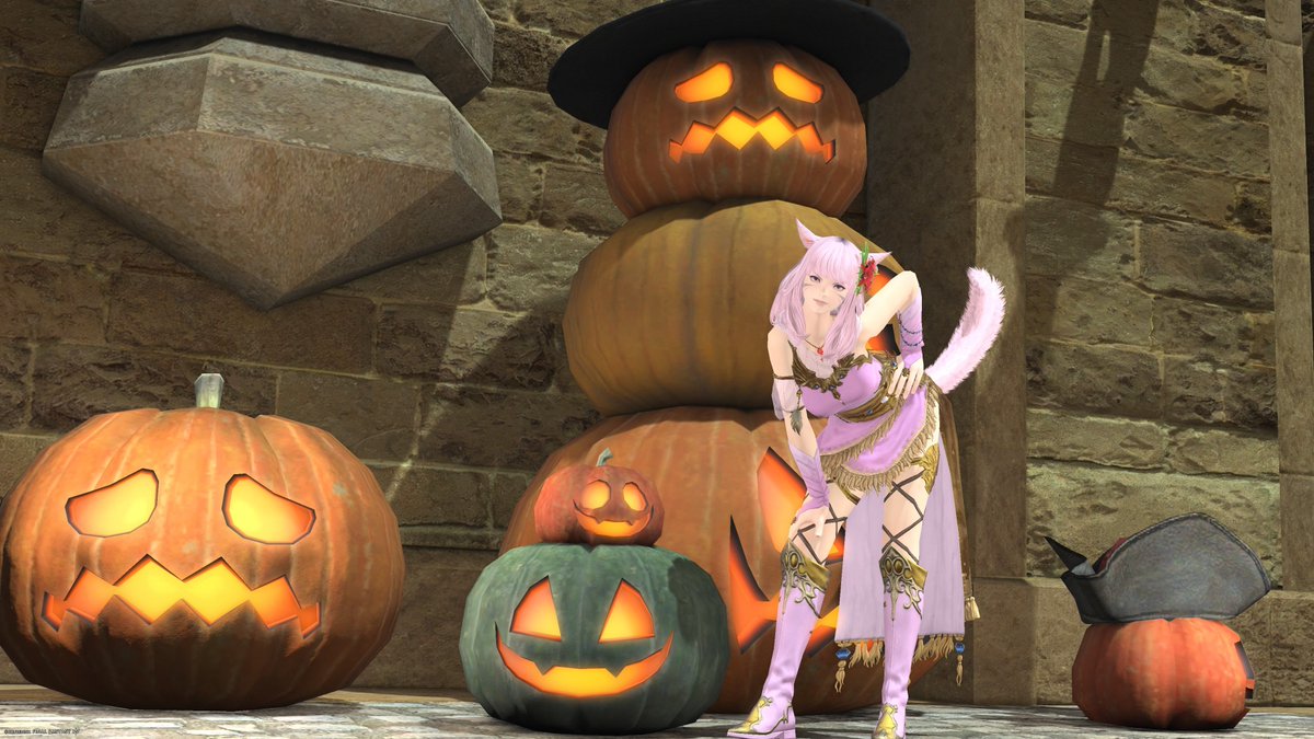 LisetteFF14's tweet photo. なんかウルダハにカボチャが！
ハロウィンすごい！ https://t.co/Uc18kFtjaI