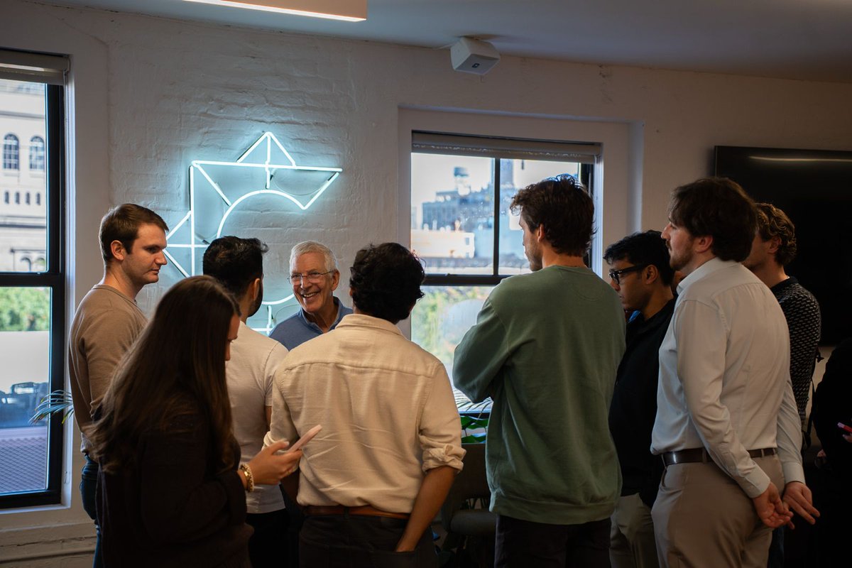 ditzikow's tweet photo. Building for national security means understanding how to sell to the Pentagon.

Alan Estevez, former senior Pentagon official and Under Secretary of Commerce, joined @spc NYC founders to share stories and practical advice on the importance of building dual-use technology https://t.co/gcWzjj9v2Y