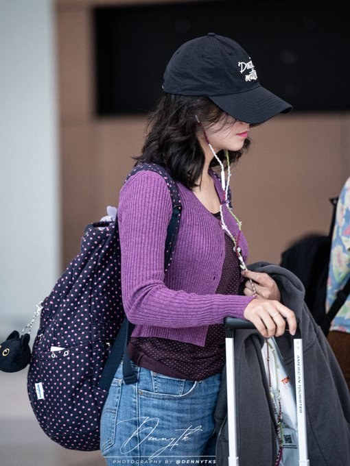 zavira51495's tweet photo. ada si kaptenn 🫡

161026 || CGK🛬 #Dennytk #DtkShoot #D2📷 #JKT48AirportFashion https://t.co/FcKvsxKriv