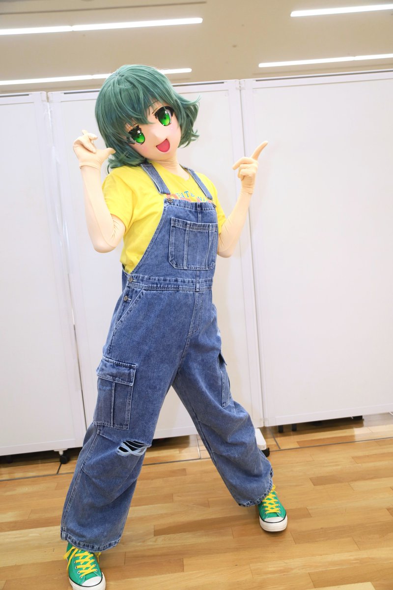 kemonight's tweet photo. 元気な謎ポーズ
#kig_doll5 https://t.co/hBjzZ5k4OI