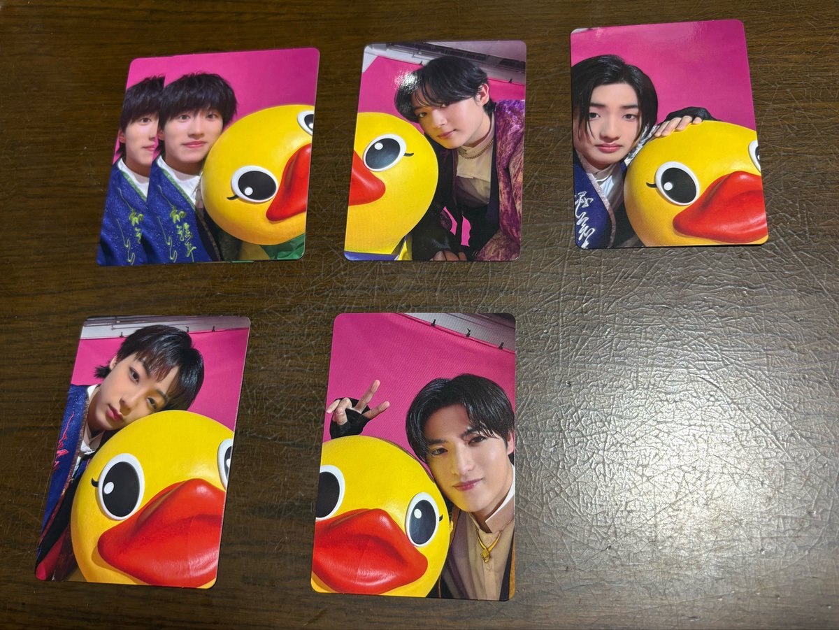 taa4ky's tweet photo. iiONDO はつ恋ONDO 封入特典 トレカ チェキ風ソロカード

譲 画像のもの （ 三戸 堀 宮本 畑 髙橋 守本 ）
求 大野遥斗

交換してくださる方みえましたらよろしくお願いします🙏
現場手渡し（10/18） または郵送 https://t.co/DaQIRkNXli