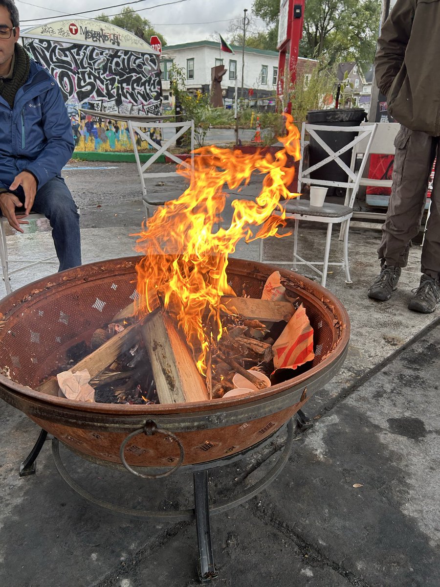 marciaxthree's tweet photo. The fire of resistance still burns at George Floyd Square. Justice for Nolan Wells. #meetthedemands #nojusticenostreets #minneapolis https://t.co/I83VJQ2wXG