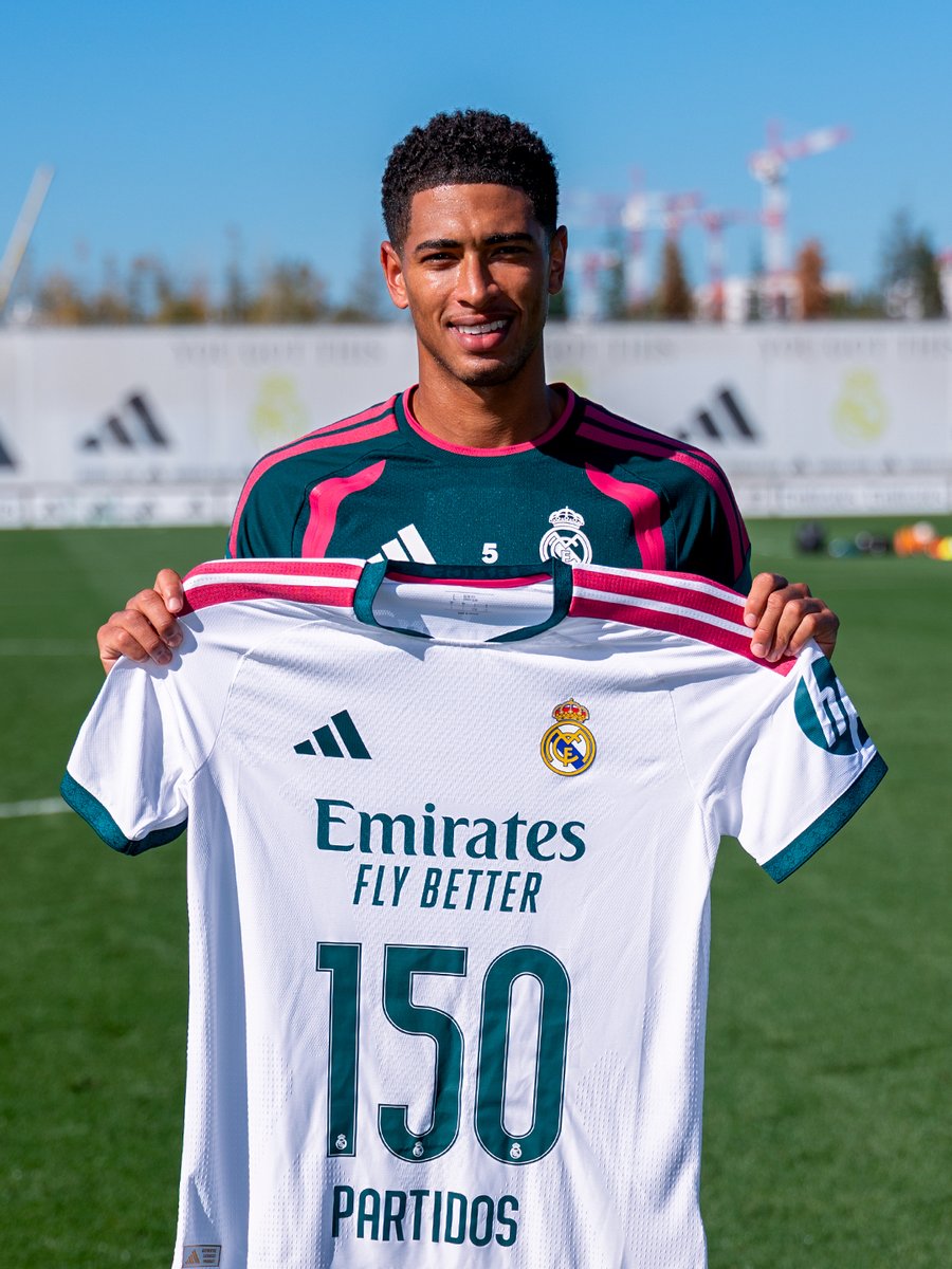 realmadrid's tweet photo. ✨ @BellinghamJude ✨: "Es un honor llegar a los 150 partidos en el club más grande". https://t.co/6RLrzfVBNf