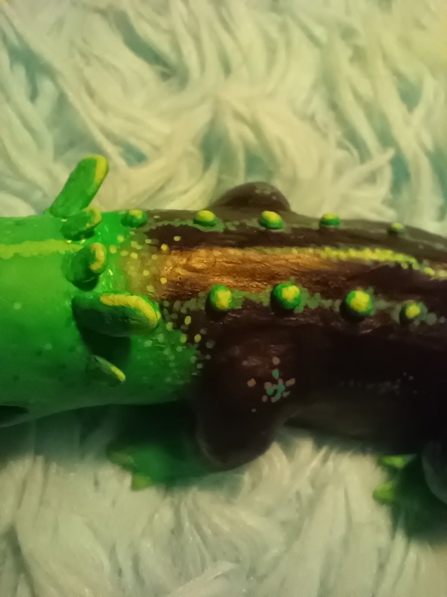 o_Sexy_Boy_o's tweet photo. #rainworld
I finished my green lizard :3 https://t.co/FJmTBXJdLj