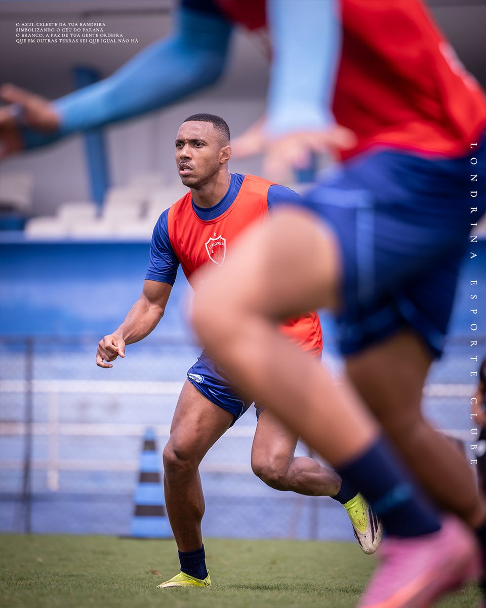 LondrinaEC's tweet photo. 🦈🩵 O Tubarão se reapresentou na manhã desta sexta-feira!
📸 Rafael Martins/ Londrina EC.
#VamosPraCimaTubarão #LondrinaEC #LEC #LECxCUI #BrasileiraoB https://t.co/zfFqxcPfUk