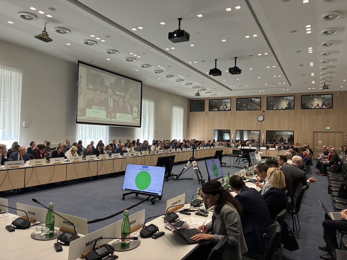 IrelandOSCE's tweet photo. This week @OSCE🇮🇪

💠FSC statement on the implementation &amp; strengthening of the code of conduct🪖

💠Participated in #WHDC week 2🕊️

💠With 🇪🇺 colleagues, condemned 🇷🇺 attacks on energy &amp; shipping

💠Marked the World Day against Death Penalty

💠Received @OSCEKosovo_HoM at the PC https://t.co/j2Biee0UwU