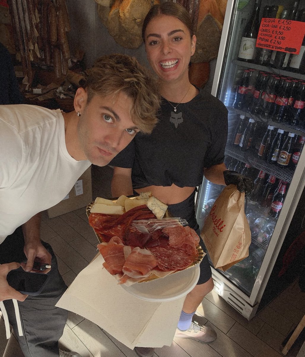 itsgiuliaa__'s tweet photo. ma che belli❤️🥺 https://t.co/FOnydwPuLa