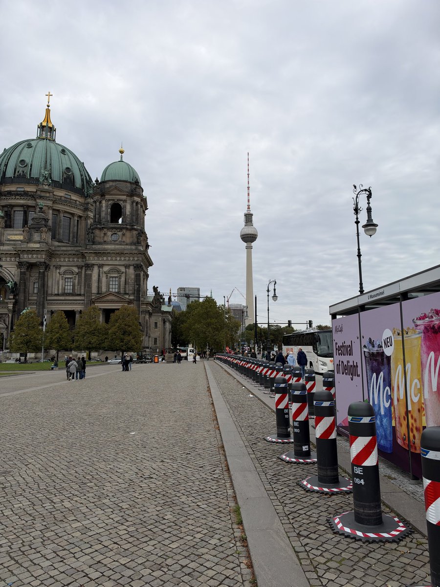JulianAdrat's tweet photo. Wir müssen so nicht leben https://t.co/tF7Q8oIhfo