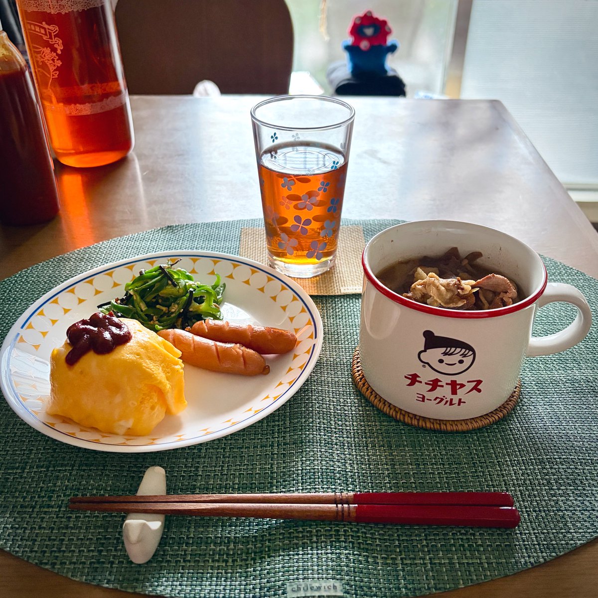 yukachev's tweet photo. #OnigiriAction 9日め、オムすび https://t.co/Bos4YYgbsJ