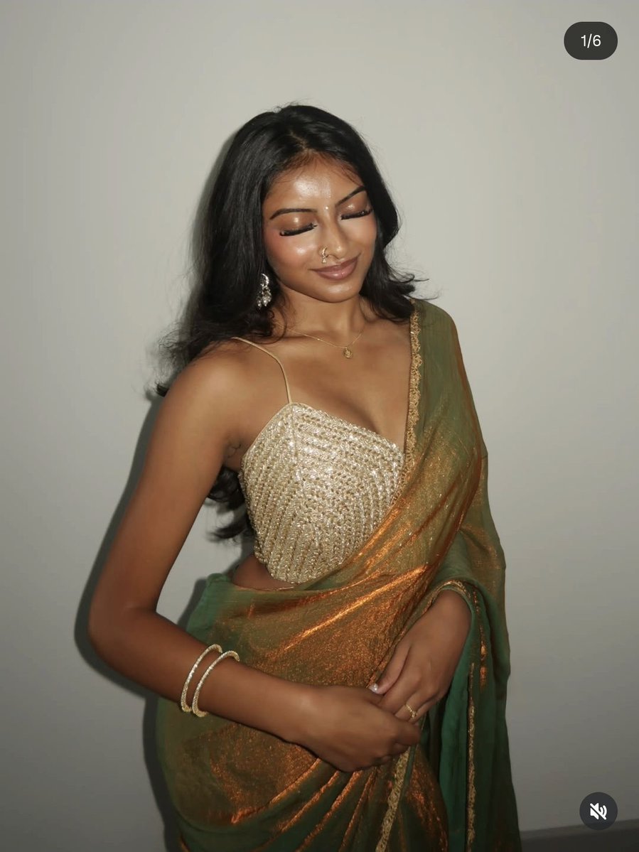 desiexp2026's tweet photo. Expose #126

Name - Anamika
Age - 20

She's a Sri Lankan Tamil living in UK, she's such a hot slut

#cuck #south #indian #UK #wankchat #wankbattle #cuckold #irl #desi #brown https://t.co/2lMM190E5t