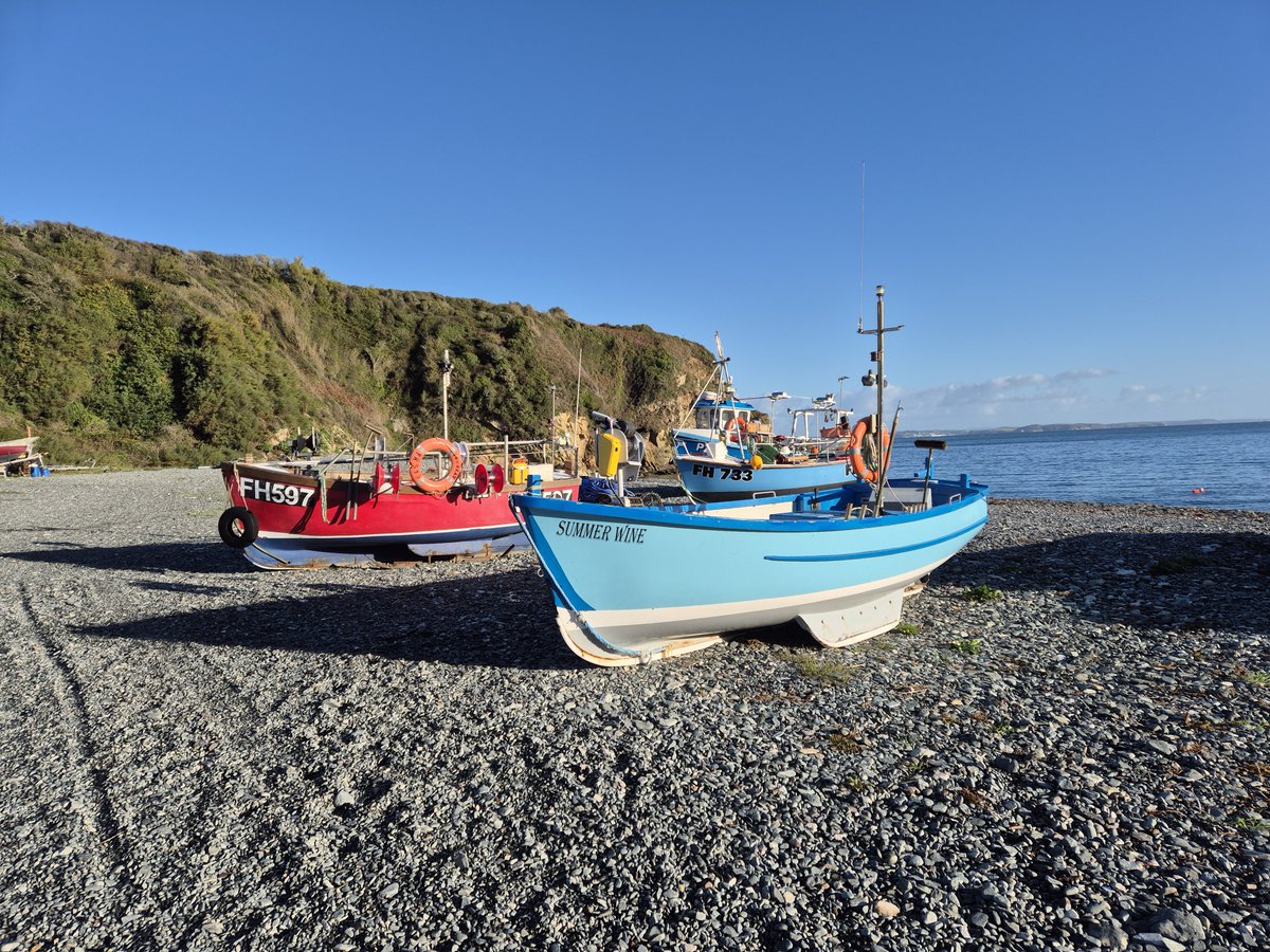 jer63's tweet photo. Helford to Porthallow today.. and the final stretch of the Cornish Coast Path. It's been fabulous and I've met some lovely people along the way. A few months off now to plan North Devon for next year. https://t.co/tuAi5OC5gN
