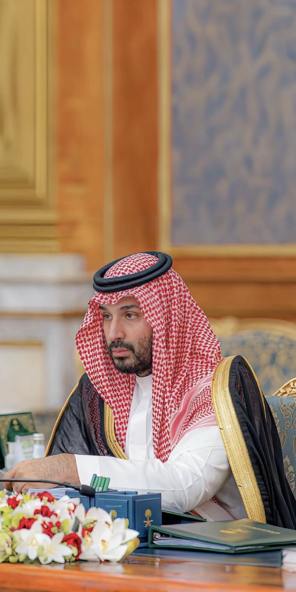 BAHT_4's tweet photo. وطننا أمانة، وأمنه مسؤوليتنا جميعاً
شعبٌ واعٍ ، وقيادةٌ حكيمة، وعهدٌ ثابت
بأن تبقى السعودية عزيزة شامخة وآمنة

حفظ الله المملكة وقيادتها وشعبها، وأدام عزّها وأمنها واستقرارها. 🇸🇦🤍💚
#السعوديه_العظمى_خط_احمر 

#قبله_يحميها_وطن https://t.co/Jg90fPwzQd