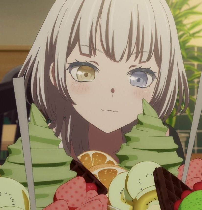 mtsk_skmt's tweet photo. it’s raana day let’s give her some matcha parfait https://t.co/oCVImsDhe0