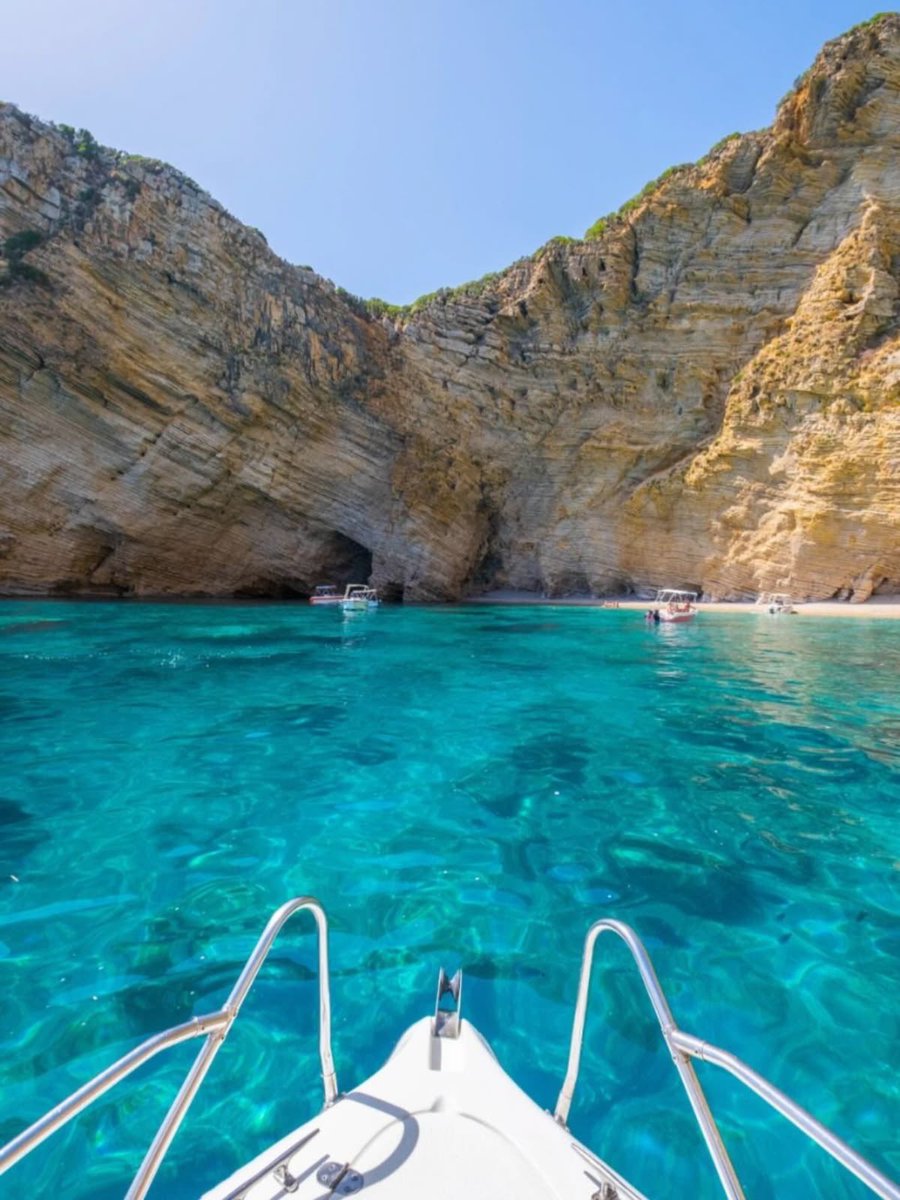 viewsoff's tweet photo. Corfu, Greece 🇬🇷 https://t.co/3qGJNxDAPa