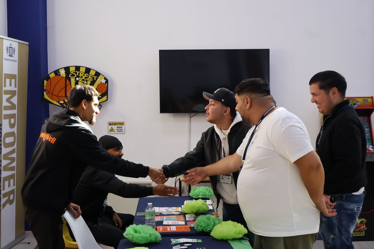 FSBSOCIAL's tweet photo. As part of our #WorldMentalHealthDay2026 activities, FSB’s Digbeth campus welcomed the Living Well Consortium, connecting students with local mental health and social welfare organisations across the #WestMidlands.

#FSBCommunity #WMHD2026 #FSBDigbeth https://t.co/l3aAnekLCz