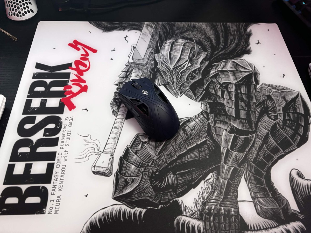 lycommit's tweet photo. shoutout wallhack for sending this pad out been on it and heavily enjoying it, also 1 of the cleanest designs they've ever put out imo.

Dropping OCT 22 (make sure to use code "commit" at checkout if your planning to buy 🥰) https://t.co/B2TSeYPLqB