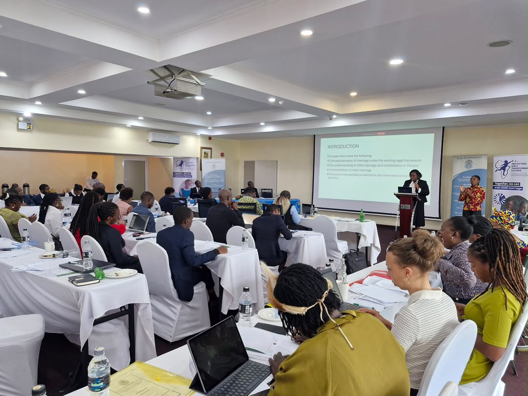 UNICEFMalawi's tweet photo. Every child deserves a future free from child marriage. 💙
Today, @MWLawCom consulted on legal reforms to strengthen protection and accountability.

UNICEF supports these efforts so every girl can thrive.

#EndChildMarriage #GirlsRights #ForEveryChild https://t.co/XNdT6z2Qkd