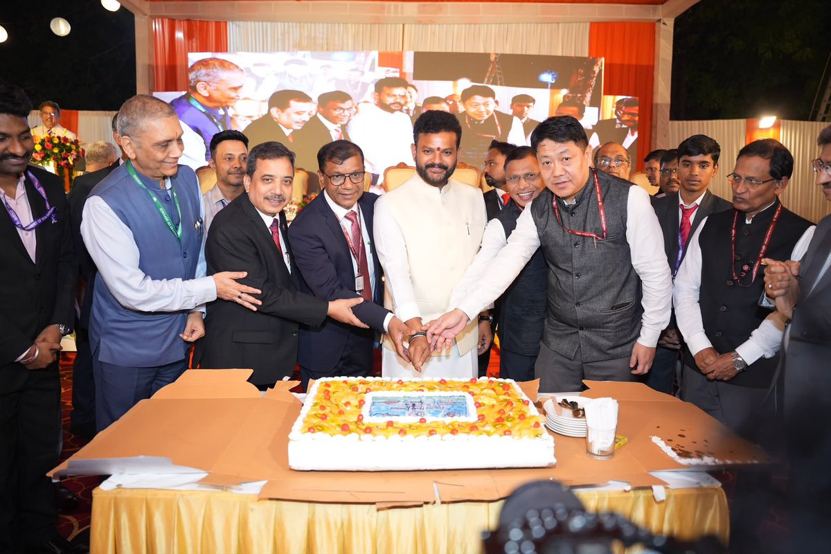 MoCA_GoI's tweet photo. Hon'ble Union Minister of Civil Aviation Shri K. Ram Mohan Naidu extends heartiest congratulations to the pilots, engineers, technicians and staff of @PawanHansLtd on completing 41 years of service across the most challenging terrains of the country.

Following the Viksit Bharat roadmap set by Hon'ble Prime Minister Shri Narendra Modi Ji, Pawan Hans remains a strategic asset for remote connectivity and offshore oil operations.

@RamMNK @mohol_murlidhar @samirsinha69 @Pib_MoCA @PIB_India