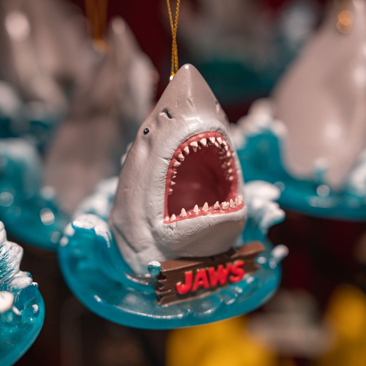 OrlandoInformer's tweet photo. The holiday collection continues with new ornaments at Universal Orlando! 🎄 https://t.co/ATt9Z62Jgg
