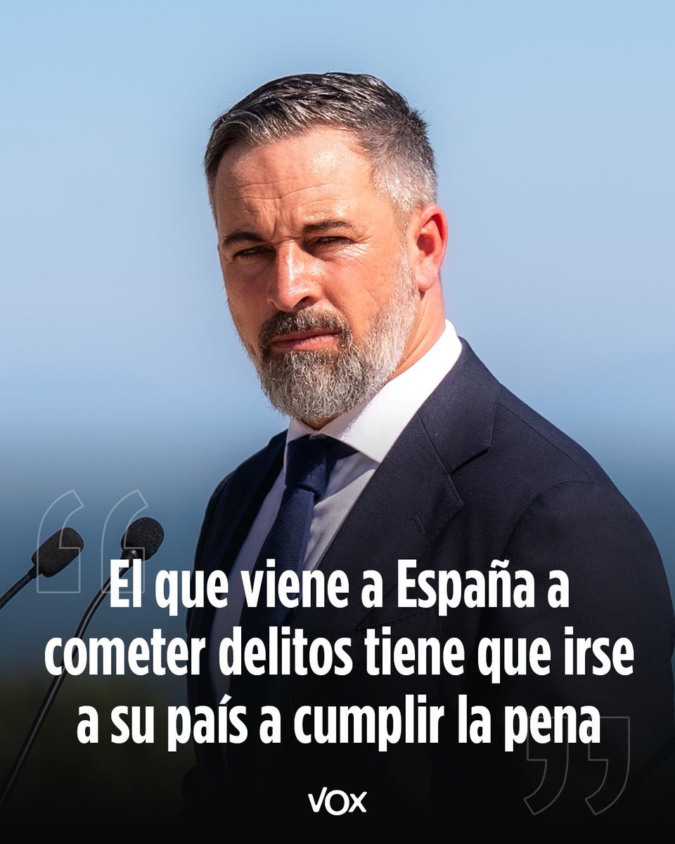 Vox_demujer's tweet photo. @Camilo06726839 @ldpsincomplejos @NunezFeijoo Uff, gracias...a veces pienso que soy yo, que veo que el PP está con PSOE, junts y comunistas...
Pero el otro día, entrevista sobre elecciones #29N le preguntaron al traidor @NunezFeijoo las líneas rojas: y dijo ETA 😱
Entonces ya sabemos que los peperos estarán votando a Sánchez https://t.co/ks7nIFD7nV
