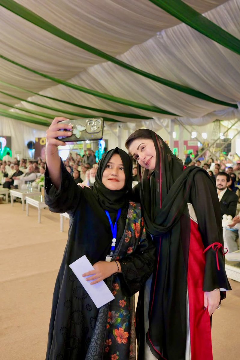 Amirsohail279's tweet photo. ماشاءاللہ! 

عوامی وزیراعلیٰ محترمہ مریم نواز شریف ❤

@MaryamNSharif https://t.co/U48OGAuprM