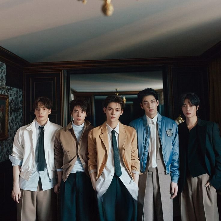 txtpopbase's tweet photo. TXT’s upcoming album “PERFECT STORM,” set for release on November 16, is now #4 on Spotify’s Countdown Charts despite no content being released yet. https://t.co/6JOmXsaeE2