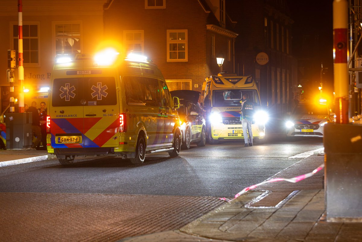 Voetganger ernstig gewond bij ongeval tussen auto en scooter in Harlingen