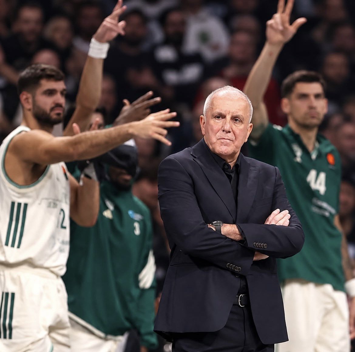 Obradovicc13's tweet photo. Συνεχίζουμε✊ https://t.co/1onmz4rNbK