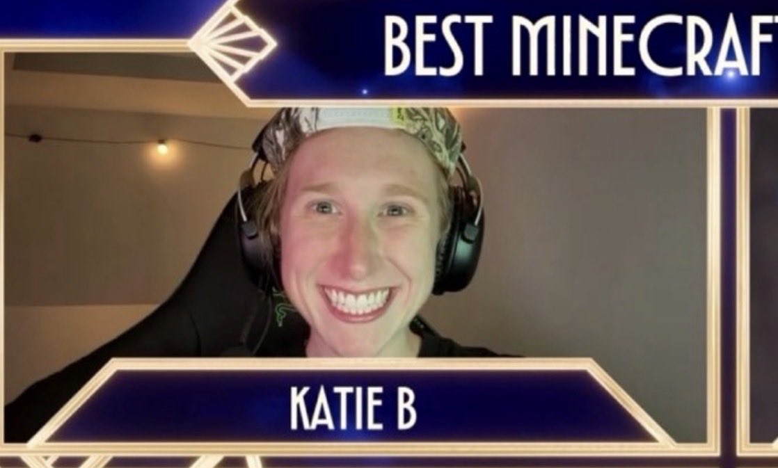 zkvisions's tweet photo. KATIEB BEST MINECRAFT STREAMER https://t.co/GfYQZ6iGJH