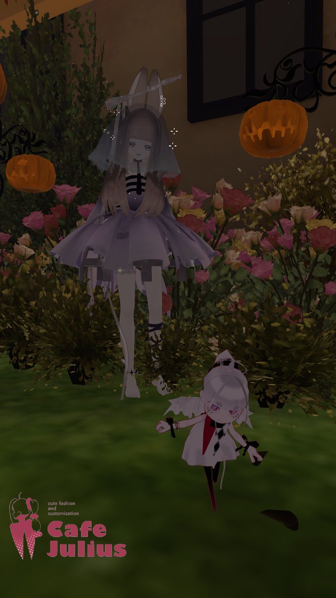 laughrough_VR's tweet photo. 1.写真で集結してたので紛れ込む図
2.3.八尺ザイン様に限界化する
4.MINIUSちゃんのむちおくんかわよ！！！
（つづく）
#かふぇゆり https://t.co/MSY1cyiWc2