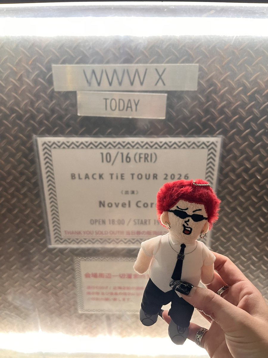 besty_himena's tweet photo. #NovelCore 
 #BLACKTiE_TOUR2026 

安定のぼっちだったけどまーじ楽しかったよね💕︎しばかりと一緒に、、📸 https://t.co/rmqnNCOXYQ