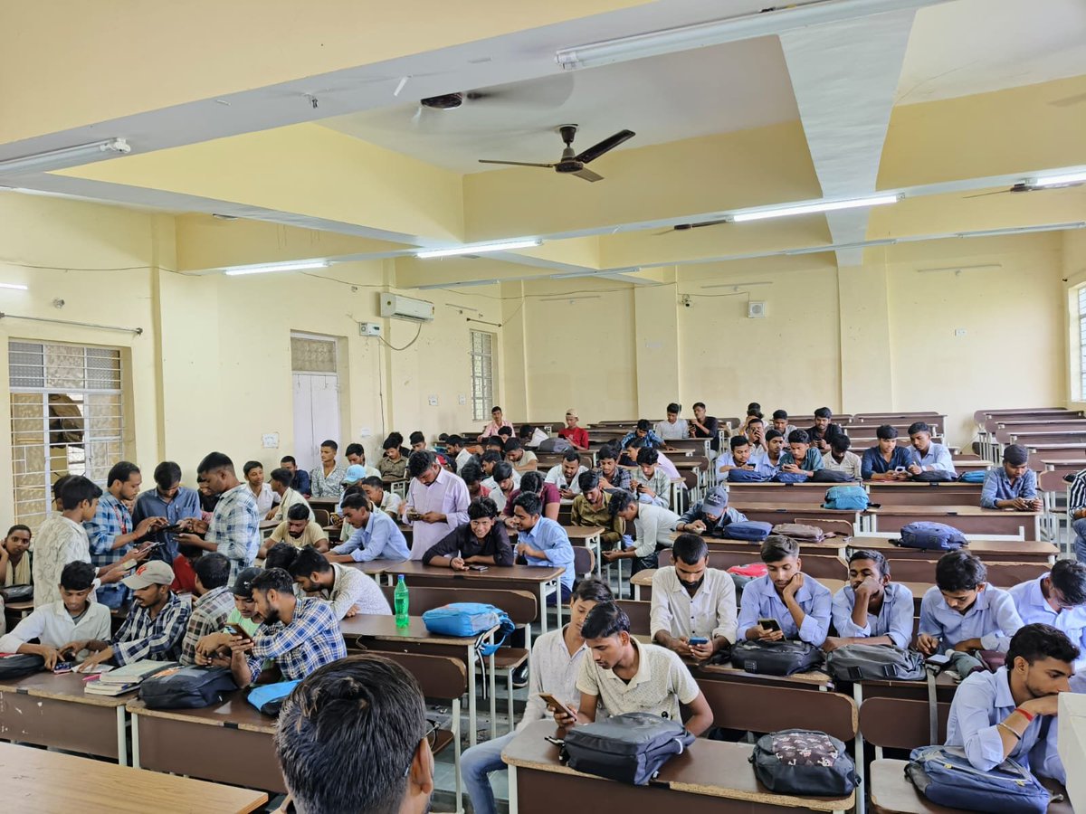 SCE_Startupcell's tweet photo. Startup Cell, SCE Supaul, conducted a Startup Awareness Programme &amp; Seva Sankalp Abhiyaan outreach drive at Government ITI, Supaul, on 15 Oct 2026, inspiring students towards innovation, entrepreneurship &amp; social responsibility. https://t.co/vZfjtnptxM