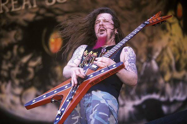 Riperoo6565's tweet photo. Pantera being there is some bullshit lmao https://t.co/KpzbUn4Z45