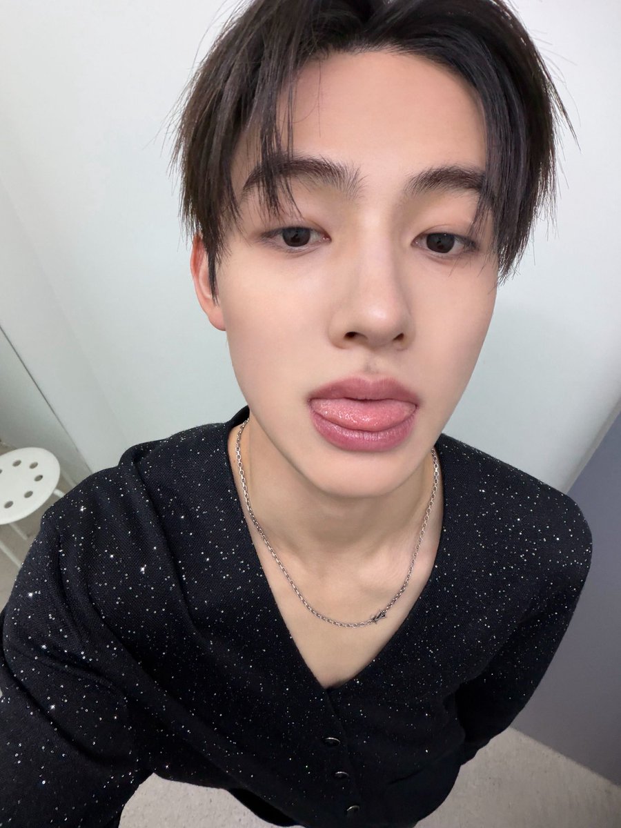 seanramyun's tweet photo. he is so perfect like what else can i say https://t.co/pVUzLaMHdK