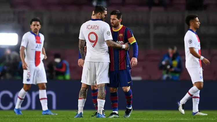 Carpincha__9's tweet photo. Hola @Palivarela @rodrilussich Independientemente de lo que haga la mitómana, Leo sigue a Mauro en IG, no a Wanda, ni Maxi, ni tantos que se hacen los amigos. Además en su momento fue claro. https://t.co/qN3dI2OSMd