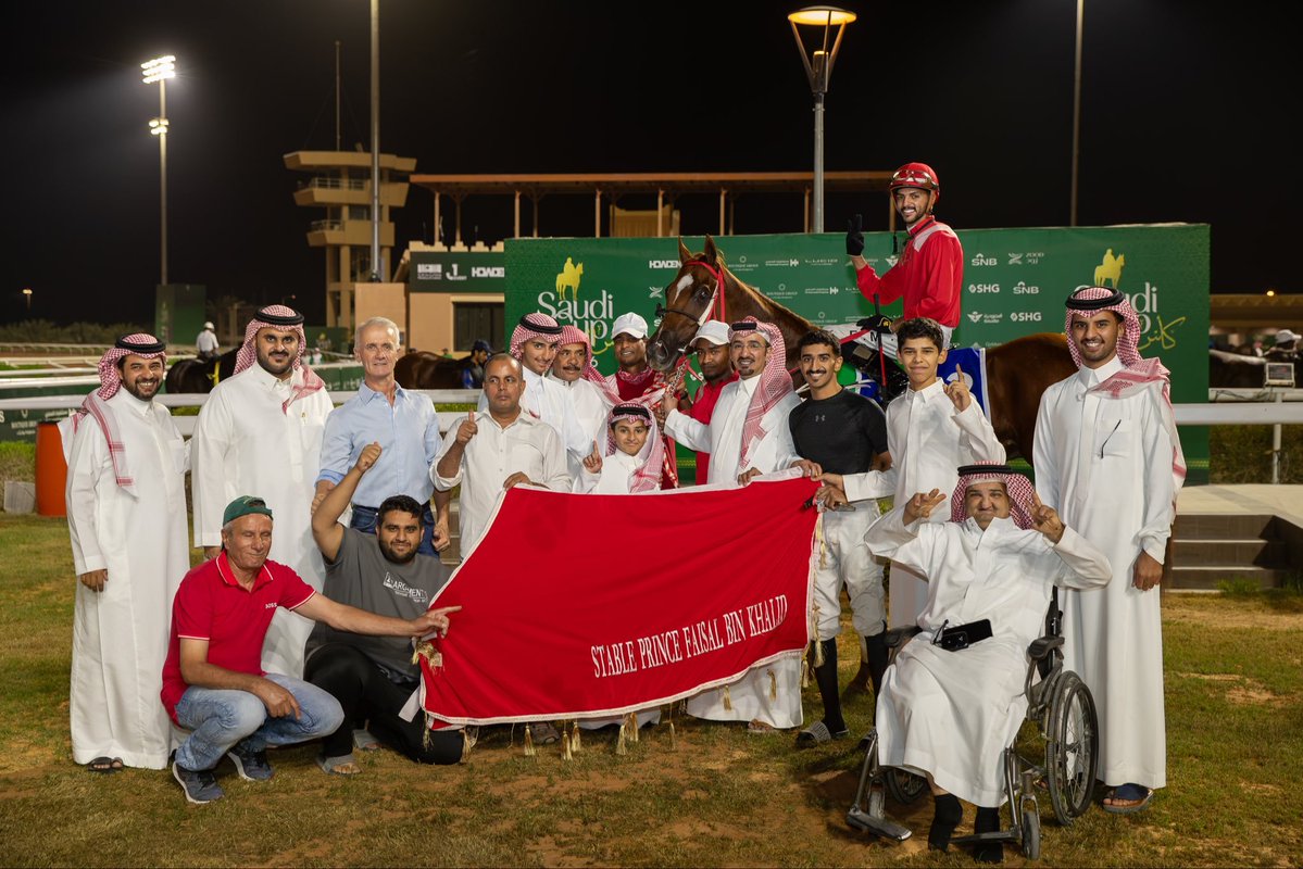 ipadock's tweet photo. - 📷 الشوط 8 الحفل 21
الرابحه ( 0-2 ) 3 سنوات - حصن وافراس (انتاج)  
الجائزة/50.000 الف ريال   

الفائز : مصيون المغترة  ( KSA ) ( تلتكس ) 
المالك : الامير فيصل بن خالد بن عبدالعزيز
المدرب : فهد سعد
الخيال : فهد الفريدي
المسافة : 1600م
الزمن : 1:45:69
#نادي_سباقات_الخيل 
#موسم_سباقات_الرياض 
#البادوك