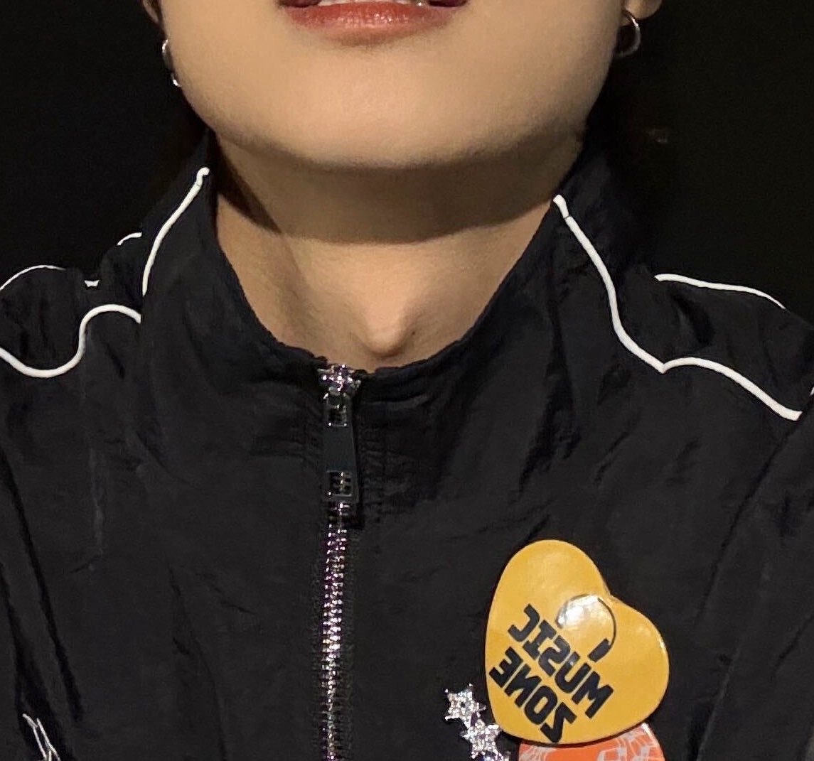 daeyazii's tweet photo. 모르겠고….. 이거밖에안보여….. https://t.co/43VEKYYf5p