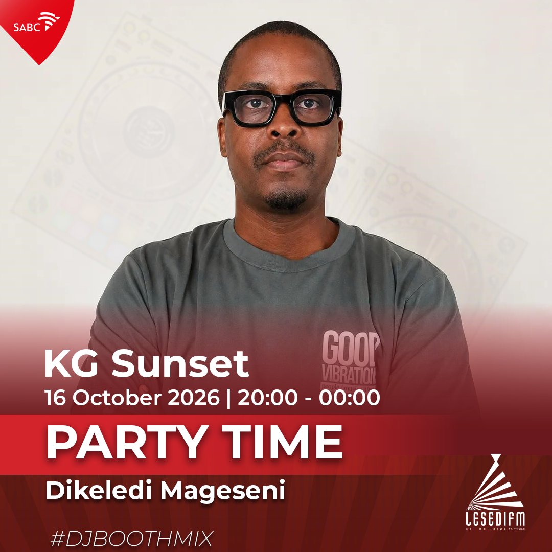LesediFM's tweet photo. #PartyTime le Dikeledi Mageseni.

🎧Re tsamaya le KG Sunset ho #DJBoothMix.

#LesediFM
📞: 086 000 3084
📲:  079 758 5066
🌐: https://t.co/4WGalUn8tj https://t.co/mFeTVR8bVV