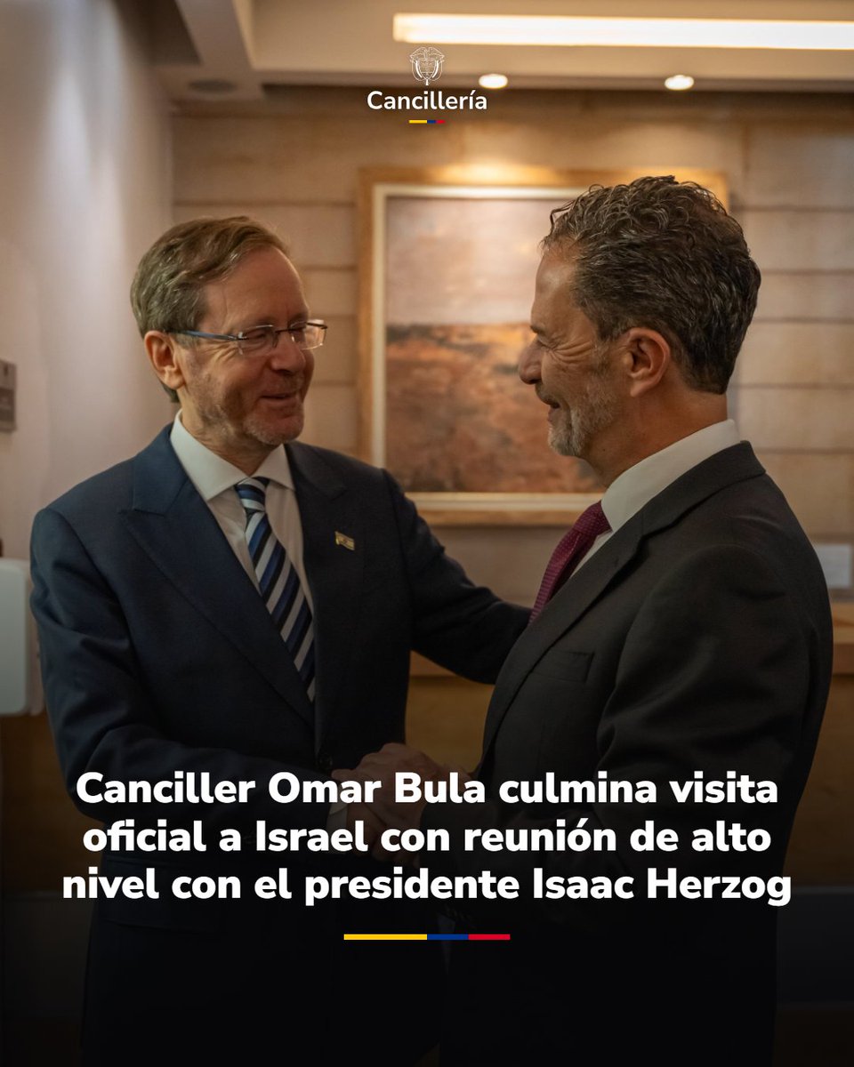 CancilleriaCol's tweet photo. 🇨🇴🇮🇱 El canciller Omar Bula culminó su visita oficial a Israel con reunión de alto nivel con el presidente Isaac Herzog.

El encuentro marcó el cierre de una agenda de cuatro días orientada a fortalecer los vínculos políticos, diplomáticos y de cooperación entre Colombia e Israel, tras el restablecimiento de las relaciones diplomáticas el pasado 11 de agosto.

Durante la visita, Colombia avanzó en oportunidades de cooperación en seguridad, defensa, comercio, inversión, innovación, inteligencia artificial, agricultura, gestión del agua y transferencia tecnológica.