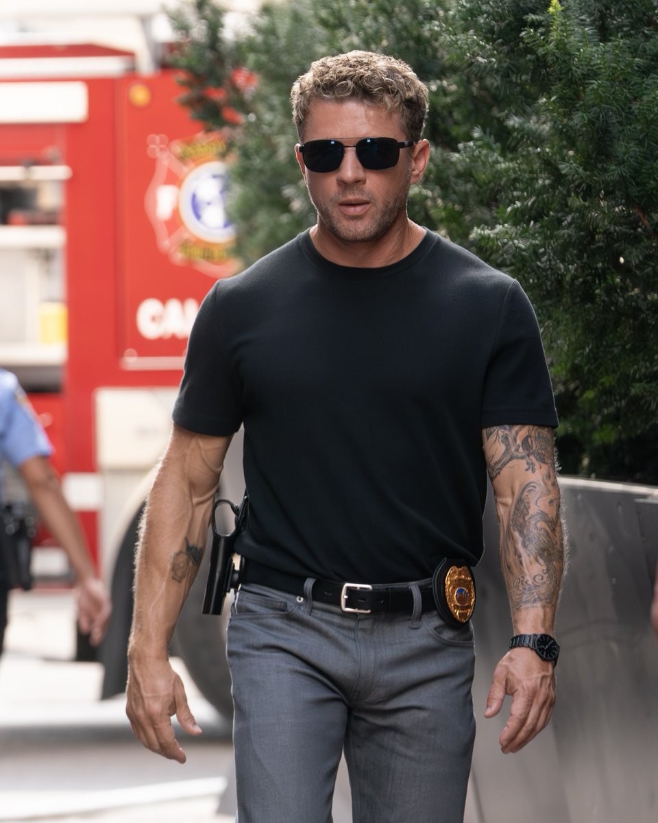 ABCNetwork's tweet photo. I know what you  ̶d̶i̶d̶ ̶l̶a̶s̶t̶ ̶s̶u̶m̶m̶e̶r̶ ARE DOING THURSDAYS @The911onABC @911nashville https://t.co/AX6CLzWrAy