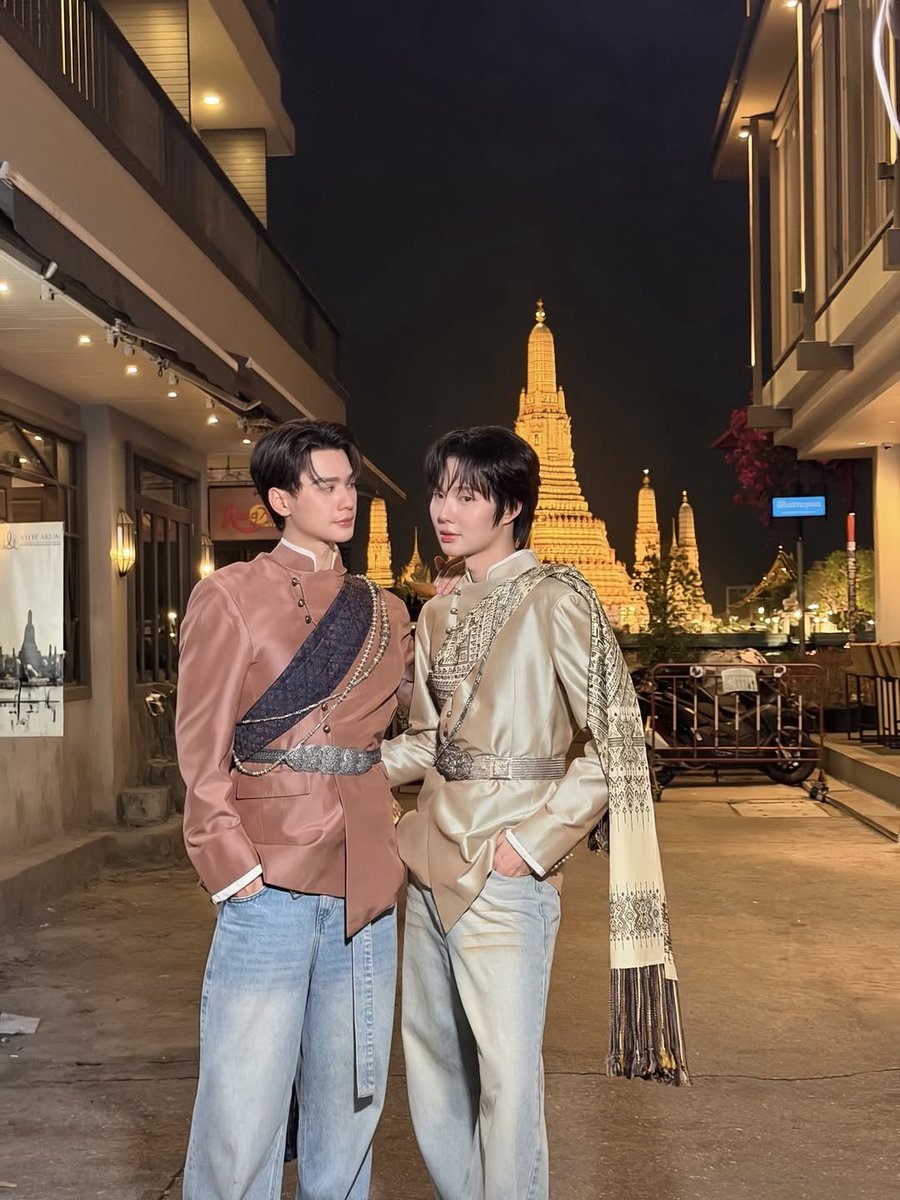 pukjin's tweet photo. พรีเวดดิ้ง https://t.co/zvmDMry6wW