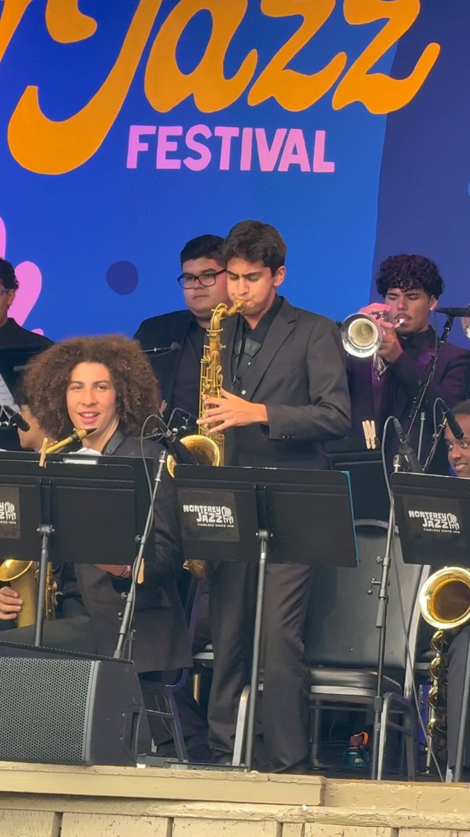 NewarkAcademy's tweet photo. Jay Thatte '28, who plays tenor sax, performed with the Next Generation Jazz Orchestra at the Monterey Jazz Festival, directed by Grammy-nominated pianist and composer Gerald Clayton. https://t.co/bSuvblfAw2