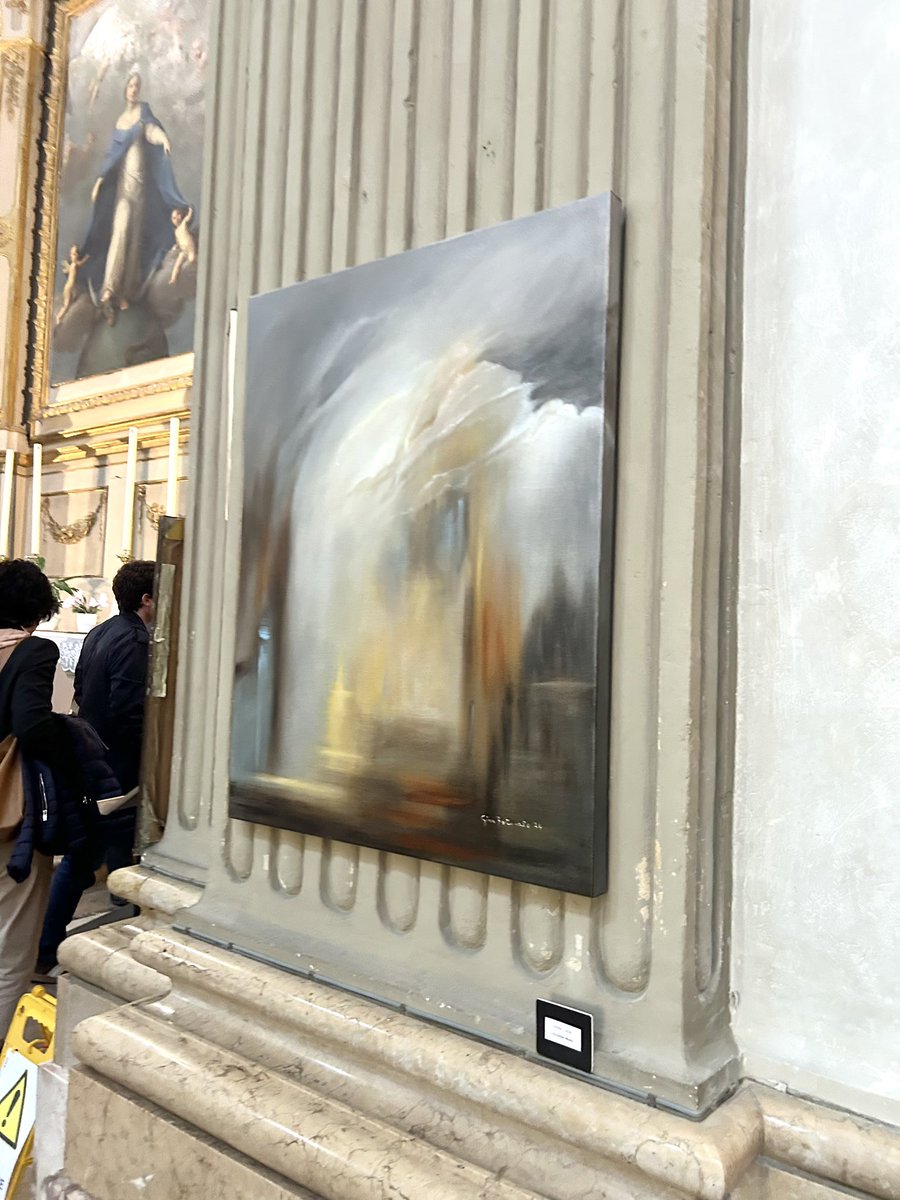 GPuntelli's tweet photo. Presentata oggi, davanti a un pubblico attento, in un momento di grande emozione, la personale Cum Grande Splendore, a mia cura, del maestro Gina Fortunato, che ha portato con le sue opere quella luce non sempre presente nell’arte contemporanea ma di cui è ricca la sua ricerca, nello stupendo Santuario del Corpus Domini nel cuore di Bologna. Un’esperienza spirituale ed artistica intensa di cui abbiamo già le prime straordinarie testimonianze di elogio, un momento di meditazione che nasce dall’aprire l’anima a un sentire raro, di cui la pittura diventa elemento essenziale. Dalle parole del maestro la sua esperienza nel realizzare le opere e soprattutto nel vivere la sua missione nell’arte contemporanea.