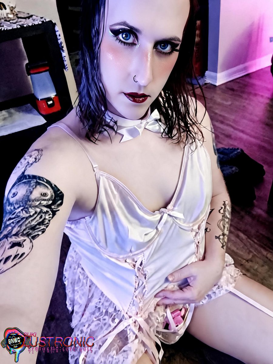 Lustronic's tweet photo. Got any weekend plans Daddy?
How about fucking a sissy slut like me all weekend? 🤭💕
#sissy #crossdresser #blackowned #bbcsissy #qos #blackedsissy #whiteboi #snowbunny #bbconly #sissychastity #locktober #sissyslut #breedme https://t.co/zI0AgYzrmb