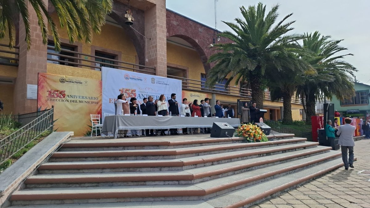 SS_Edomex's tweet photo. 🎷🎺👮♀️ Se llevó a cabo la presentación de la Banda Sinfónica de la #SSEdoMex en el 155 Aniversario de la Erección del municipio de #Nopaltepec, con el objetivo de estrechar los vínculos interinstitucionales y fomentar la cercanía con la ciudadanía. https://t.co/D1MbYpAYA8