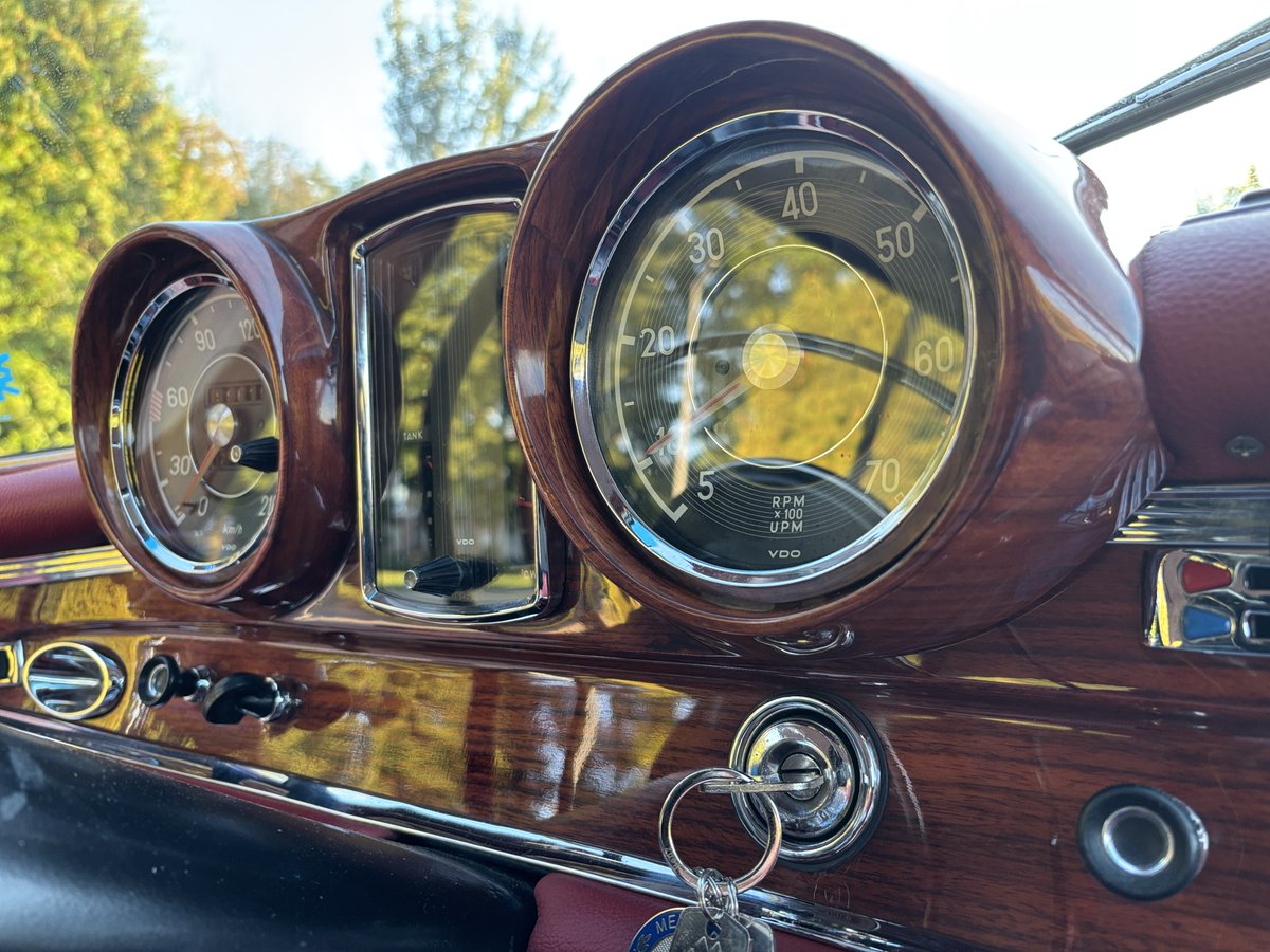Klasyki24pl's tweet photo. Gastone Limarilli, Giacomo Moioli „Noris”, Renzo Mariani, Cesare Cabianca… Co łączy te nazwiska? Odpowiedź wkrótce.
#MercedesBenz #MercedesClassiche #MercedesW111 #AutoStoriche #PassioneAuto #StoriaDellAutomobile #MotorsportItalia #Verona #ClassicheItaliane @TVP @tvnturbo_turbo https://t.co/ZM73UQaa8F